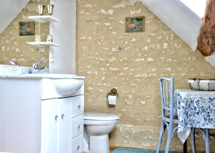 Maison Charmante A Ri Avec Jardin Et Terrasse