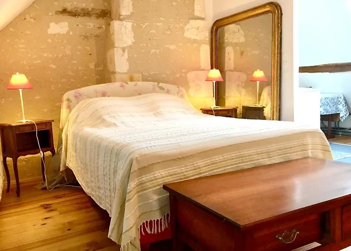 Maison Charmante A Ri Avec Jardin Et Terrasse Ri